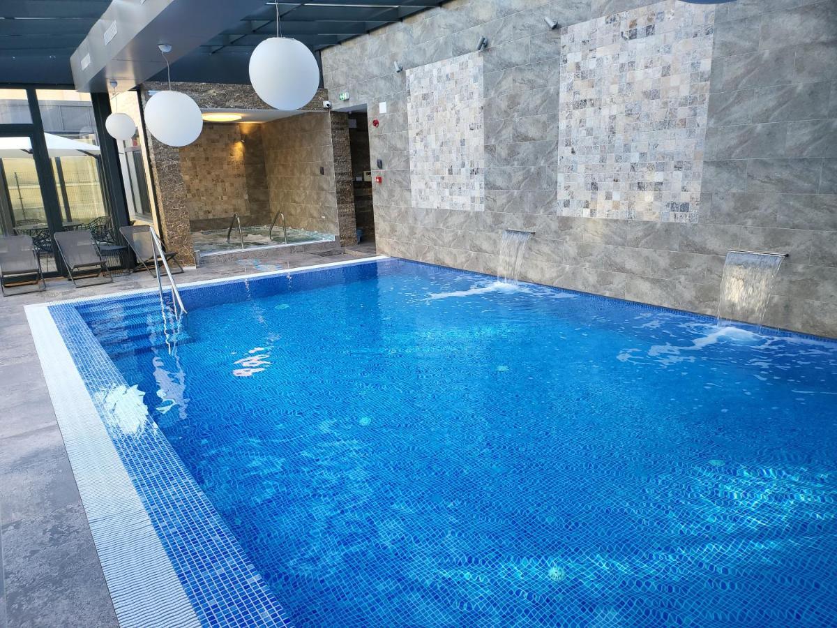 Hotel Padesul Faget  Ngoại thất bức ảnh